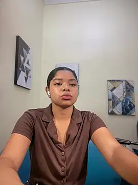 Snapshot of ChristyAddams chatting on 9, 5, 2026 ChristyAddams online show from 9, 5, 2026
