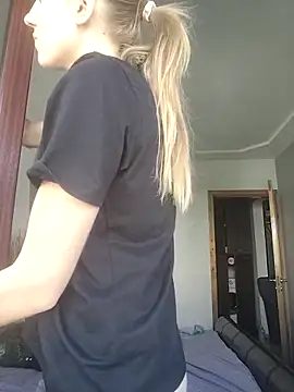 Snapshot of KimySandy chatting on 19, 9, 2025 KimySandy online show from 19, 9, 2025