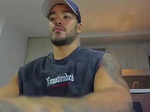 Alexander Martines online show from 3, 8, 2026