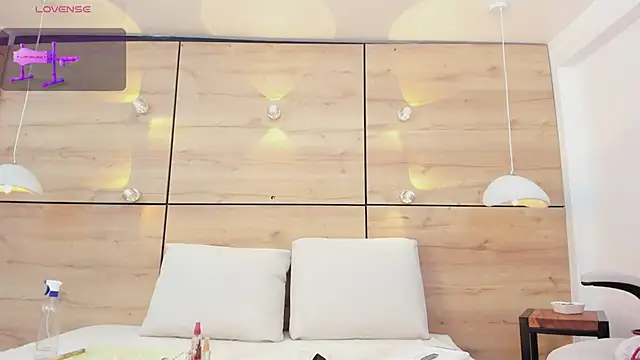 martina touss online show from 22, 3, 2025