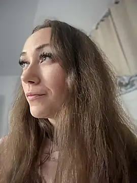 AliceMunro online show from 30, 10, 2025