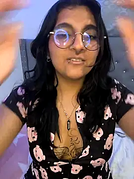 Alliccee online show from 10, 3, 2025