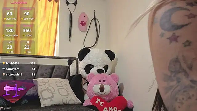 Snapshot of Hotsamantamature chatting on 12, 9, 2025 Hotsamantamature online show from 12, 9, 2025