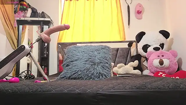 Snapshot of Hotsamantamature chatting on 8, 10, 2025 Hotsamantamature online show from 8, 10, 2025