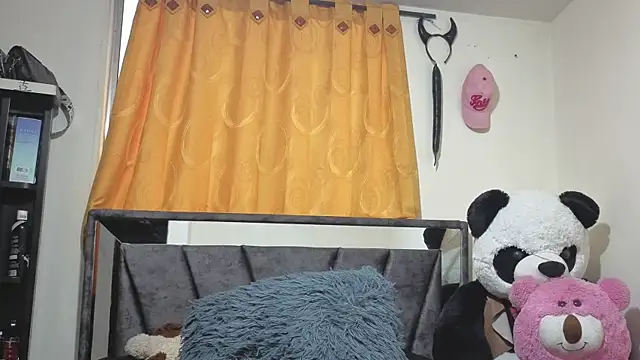 Snapshot of Hotsamantamature chatting on 9, 10, 2025 Hotsamantamature online show from 9, 10, 2025