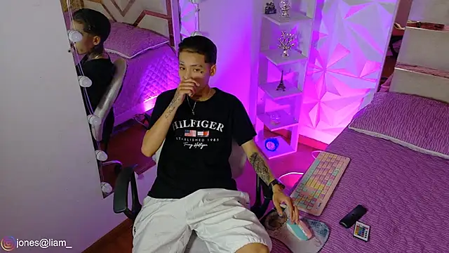 Jonesliam23 online show from 8, 5, 2026