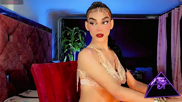 Snapshot of the-horus-girl chatting on 4, 6, 2026 the-horus-girl online show from 4, 6, 2026