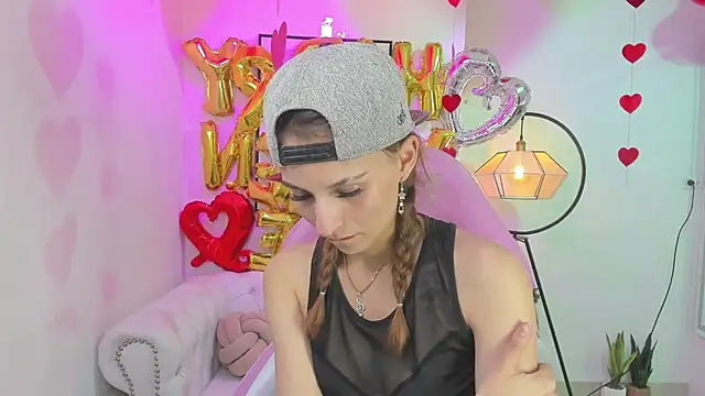 Tamara slimx online show from 18, 2, 2025