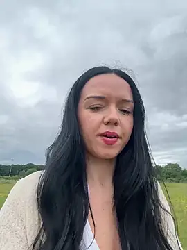 Vanesskaa online show from 17, 6, 2026