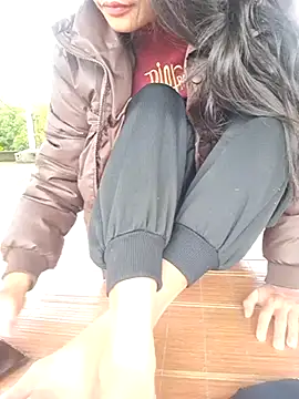 Snapshot of Linda_2k chatting on 24, 2, 2025 Linda 2k online show from 24, 2, 2025