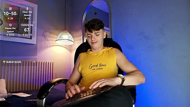 Snapshot of tossetrech chatting on 28, 7, 2026 tossetrech online show from 28, 7, 2026