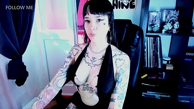 Demongirl6666 online show from 30, 6, 2026