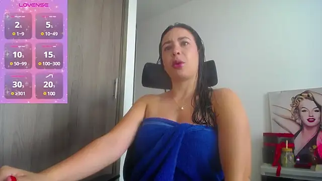 Shantalhotx69 online show from 20, 1, 2025