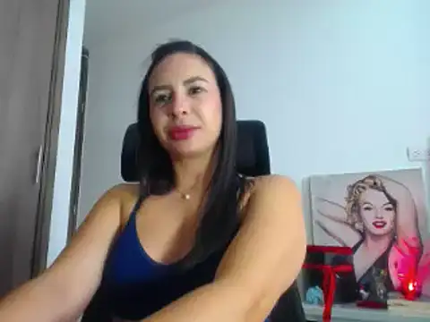 Shantalhotx69 online show from 8, 2, 2025