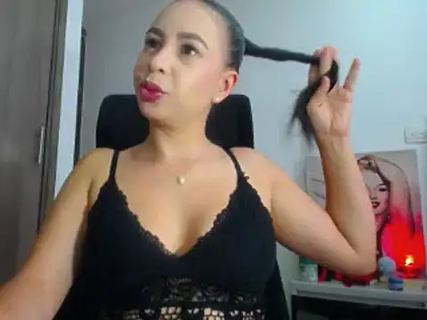 Shantalhotx69 online show from 12, 2, 2025