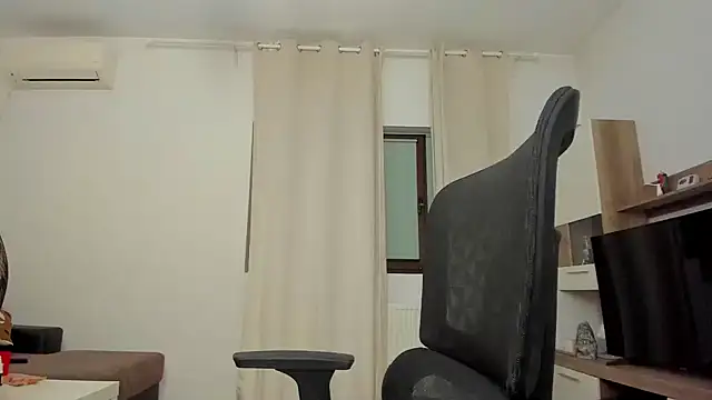 Snapshot of justchloex chatting on 30, 9, 2025 justchloex online show from 30, 9, 2025