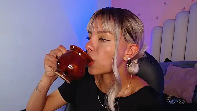 peyton golden1 online show from 2, 10, 2025