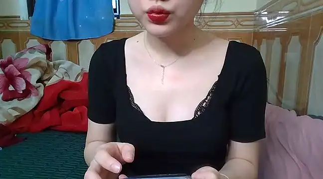 Yin-girl online show from 14, 3, 2025