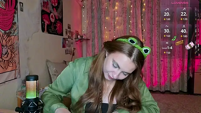 LisaCase online show from 13, 10, 2025