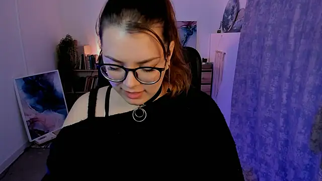 Snapshot of KeytSilvas chatting on 15, 12, 2024 KeytSilvas online show from 15, 12, 2024