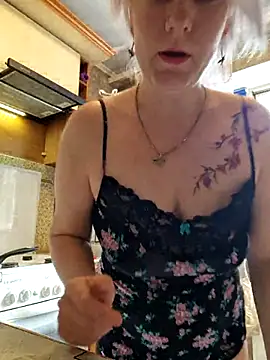 Tina Alev online show from 25, 7, 2026