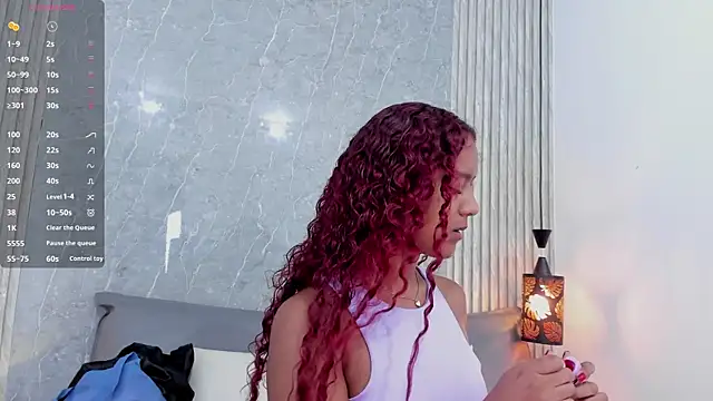 Snapshot of Sophiee_Velvet chatting on 30, 1, 2025 Sophiee Velvet online show from 30, 1, 2025