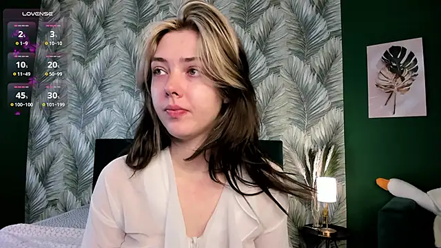 Vanessa Walters online show from 2, 10, 2025