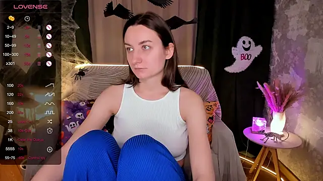 annacooleman online show from 28, 10, 2025