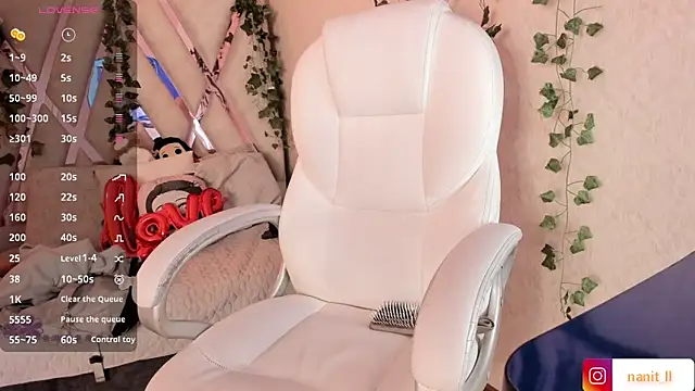 Snapshot of Punkys_ chatting on 24, 11, 2025 Punkys online show from 24, 11, 2025