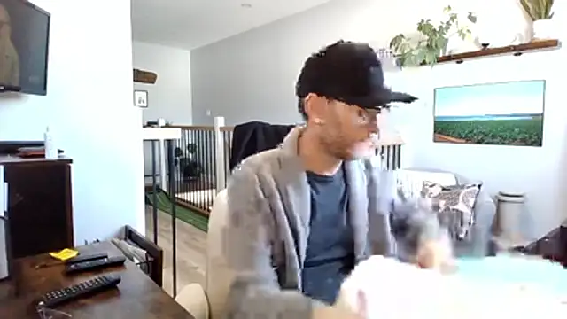 Snapshot of Bigdicktrav902 chatting on 3, 3, 2026 Bigdicktrav902 online show from 3, 3, 2026