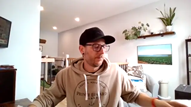 Snapshot of Bigdicktrav902 chatting on 23, 3, 2026 Bigdicktrav902 online show from 23, 3, 2026