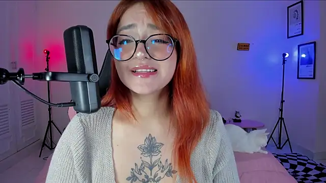 SweetJennaa online show from 18, 1, 2025