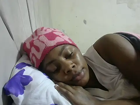 sweetgirlDora online show from 5, 10, 2025