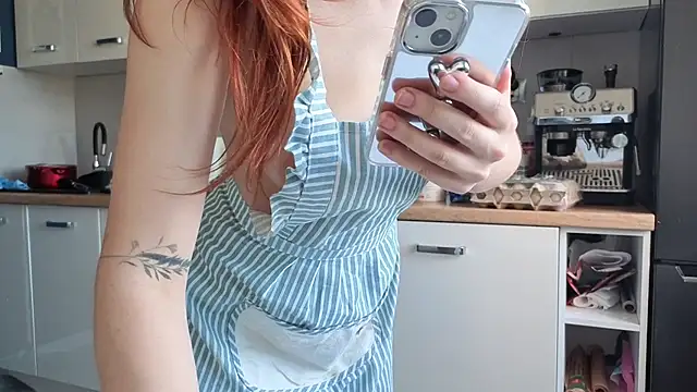 MiaRouge online show from 30, 7, 2026