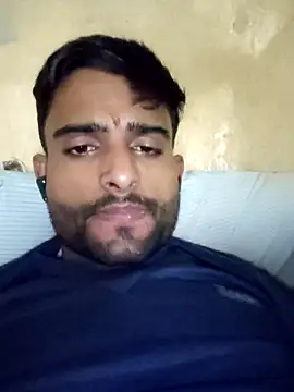 PRIYANHUxh online show from 5, 1, 2026