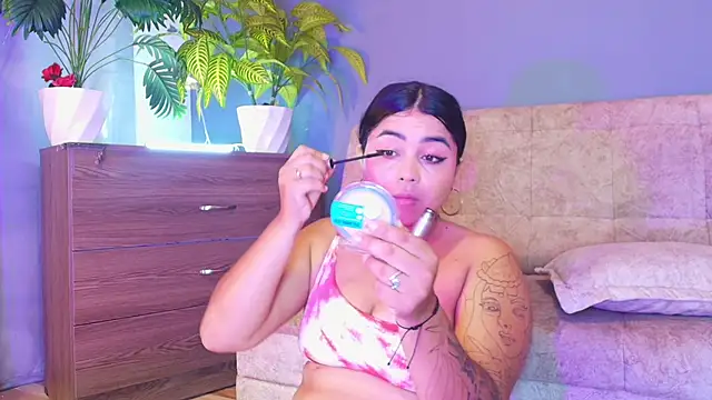 Snapshot of jade_brunnette chatting on 7, 6, 2026 jade brunnette online show from 7, 6, 2026