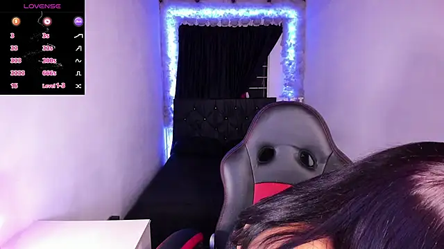 Mariana Hasper  online show from 13, 12, 2024