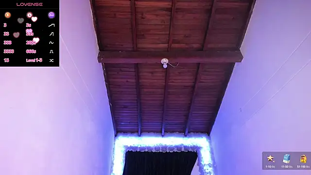 Mariana Hasper  online show from 7, 1, 2025