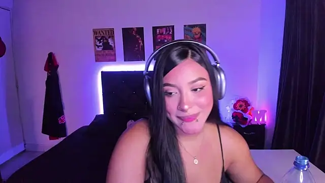 Mariana Hasper  online show from 13, 9, 2025