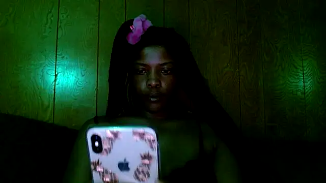 CaramelGoddessxoxo online show from 24, 4, 2026