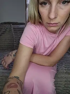 Lydie off online show from 5, 3, 2026