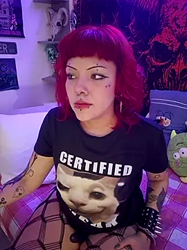 Snapshot of Sarah-Stoner chatting on 18, 7, 2026 Sarah-Stoner online show from 18, 7, 2026