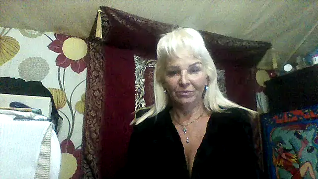 CassandraSandra44 online show from 31, 10, 2025