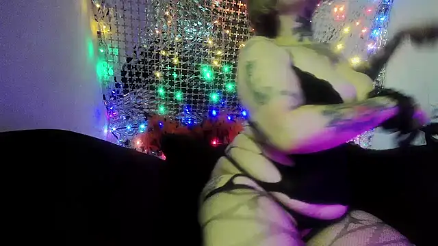 Hunniebunnie78 online show from 15, 7, 2026