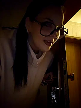 Snapshot of Jujuicy_97 chatting on 6, 8, 2026 Jujuicy 97 online show from 6, 8, 2026