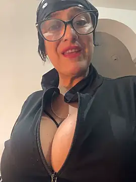 anastasia and jordan online show from 24, 6, 2026