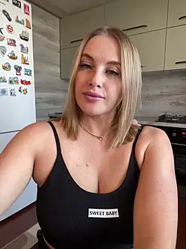 Cute Hot Alice online show from 5, 5, 2026