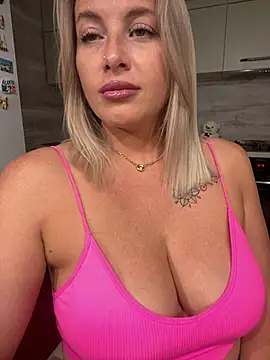 Cute Hot Alice online show from 4, 7, 2026