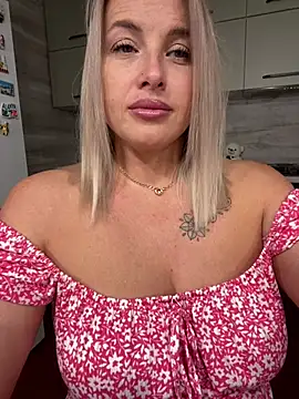 Cute Hot Alice online show from 11, 7, 2026