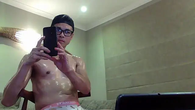 Snapshot of Surfbod chatting on 6, 2, 2025 Surfbod online show from 6, 2, 2025